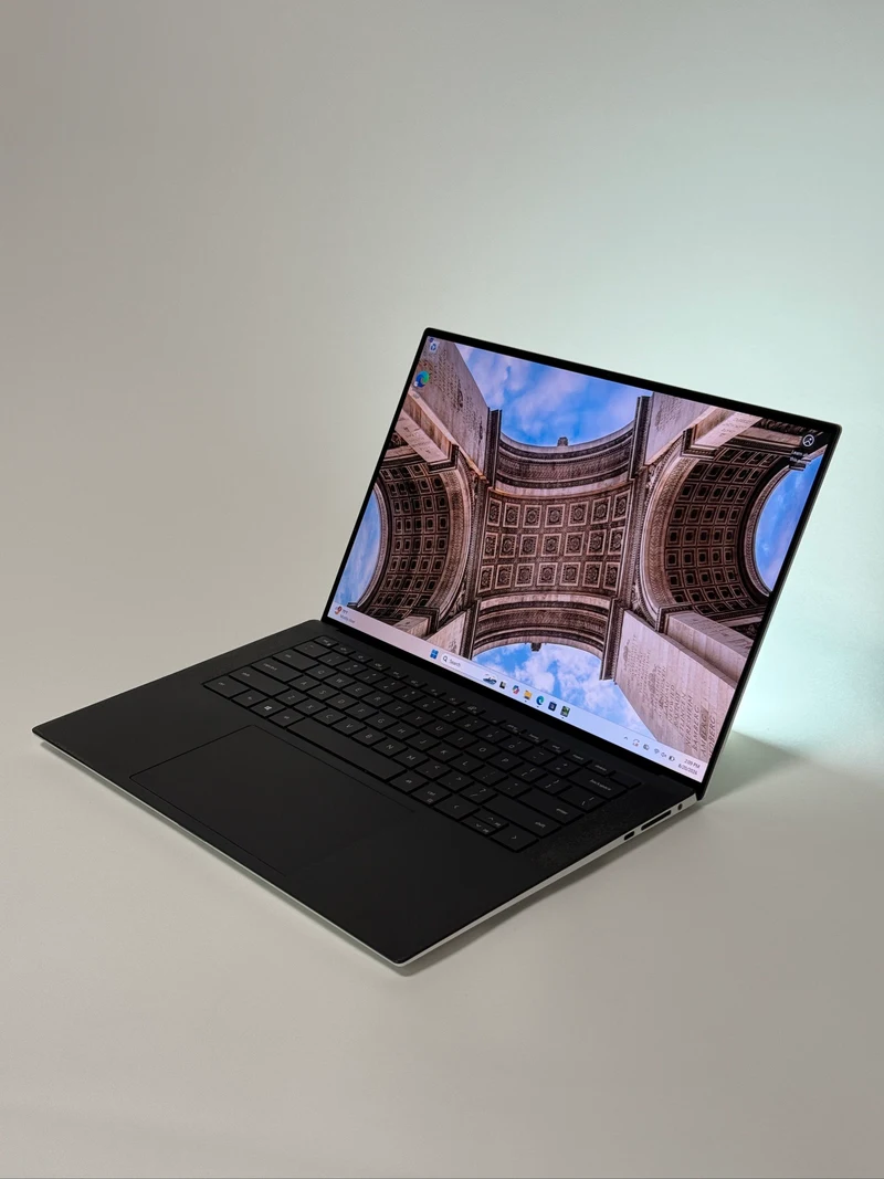 DELL XPS 15 9510 3